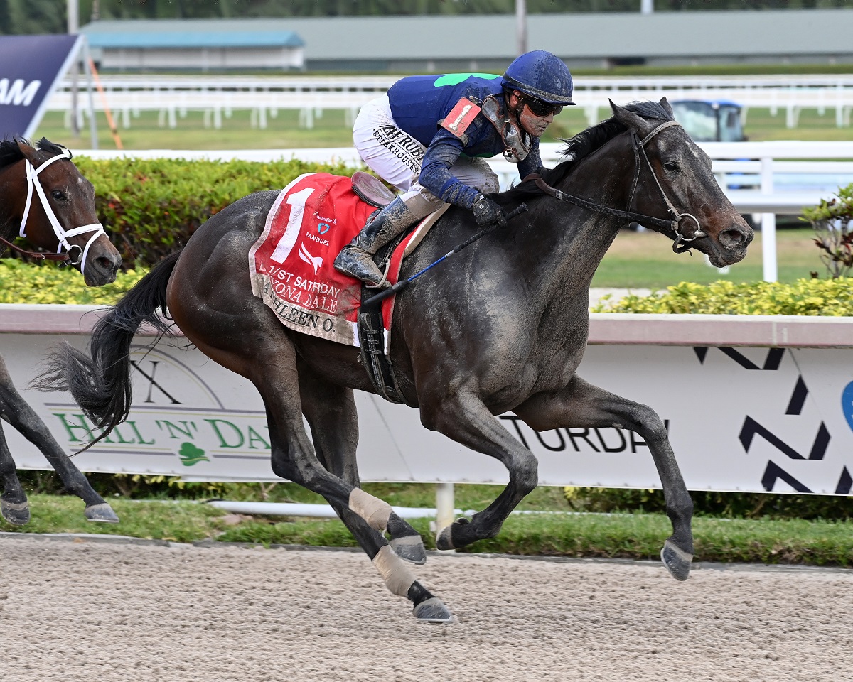 Kathleen O. atropelló y mantuvo su invicto en el Davona Dale Stakes G2