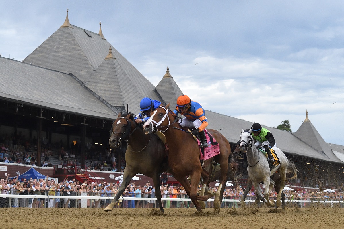 Bright Future ganó en final de foto la Jockey Club Gold Cup G1