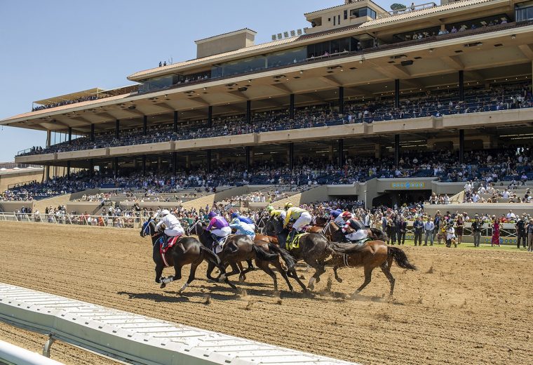 Del Mar - Dirt Action - Benoit Photo