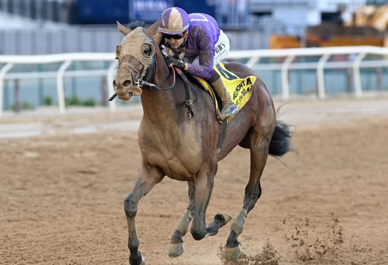 Hill Road - Peter Pan Stakes G3 - Chelsea Durand - Coglianese Photo