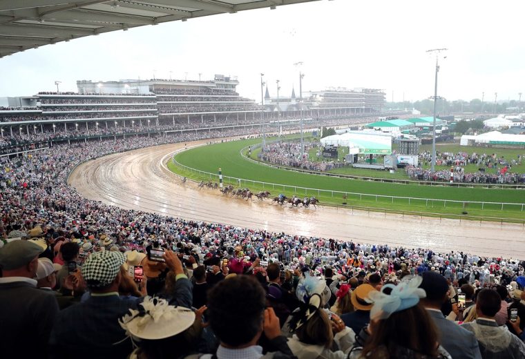 Kentucky Derby 151 First Turn - Coady Media
