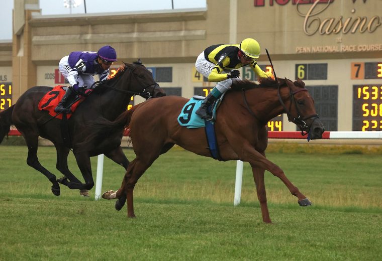 Laurelin - Penn Oaks at Penn National Racecourse - Photo By Taylor Ejdys-EQUI/PHOTO