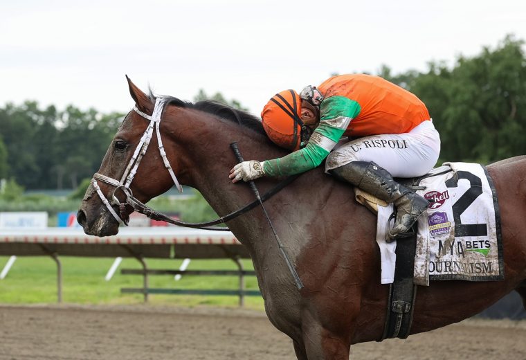 Journalism - Monmouth Park - EQUI-PHOTO