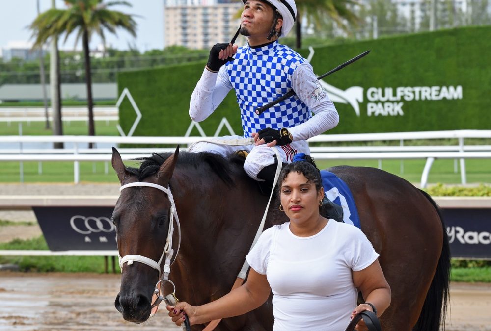 Mati Gol The Carry Back credit Ryan Thompson - Coglianese Photo