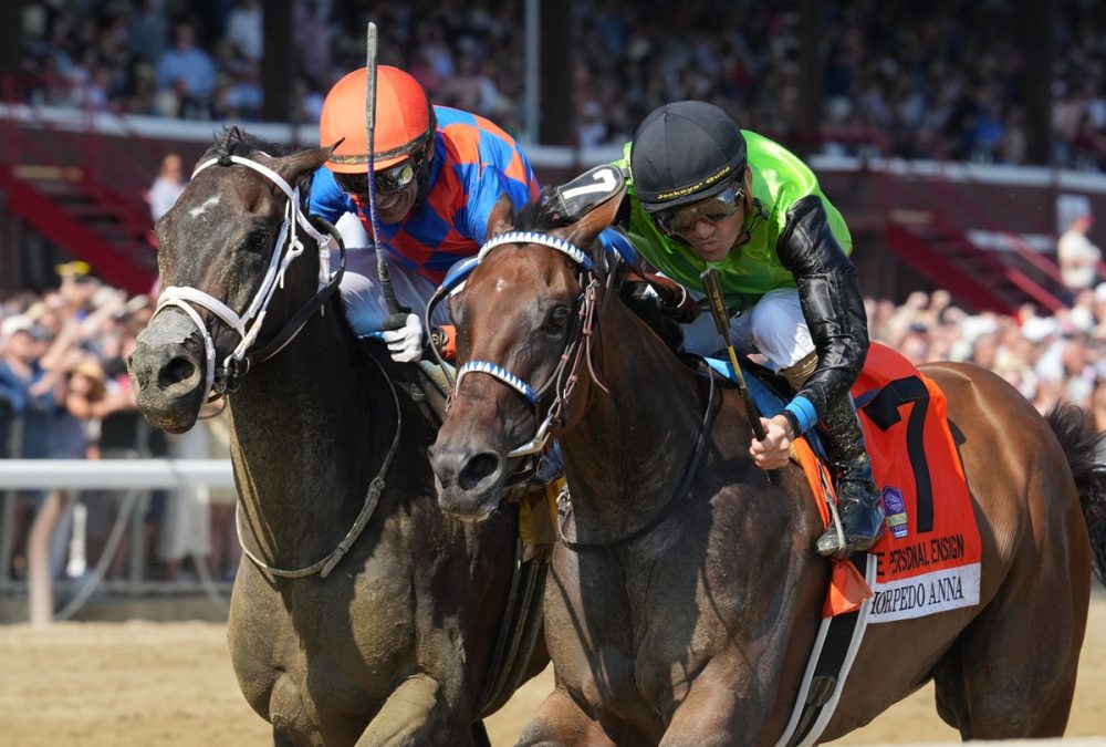 Thorpedo Anna - the Personal Ensign - credit Joe Labozzetta - Coglianese Photo