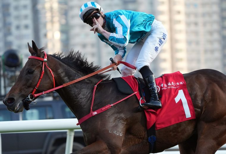 Romantic Warrior - Jockey Club Cup G2 - Foto credito: Hong Kong Jockey Club / Media