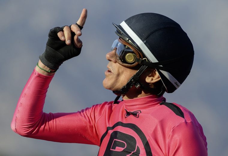 'Frankie" Dettori - Benoit Photo, CA.