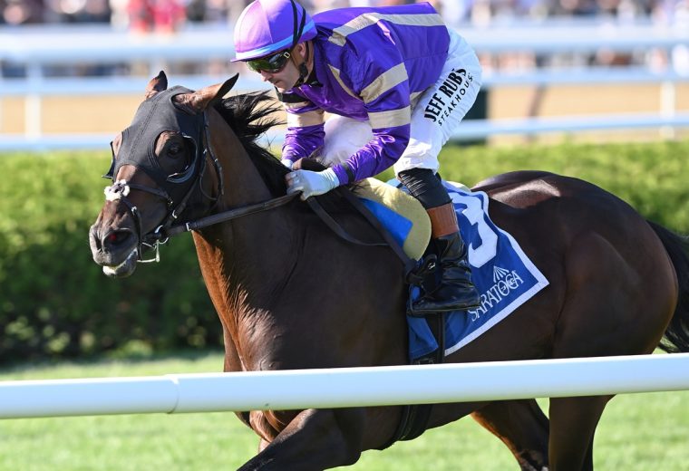Tawny Port - the Belmont Gold Cup - credit Angelo Lieto - Coglianese Photo